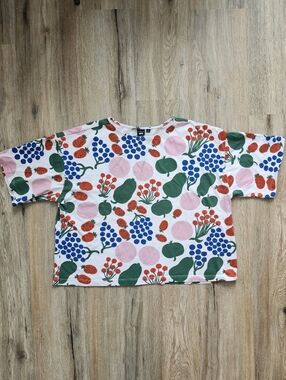 Marimekko Fruit Print Cropped Shirt